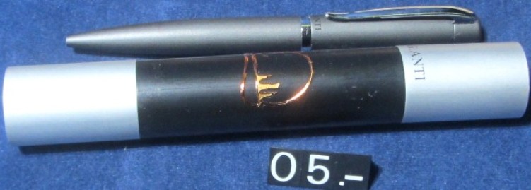 05 BOLIGRAFO GIANTI GRIS